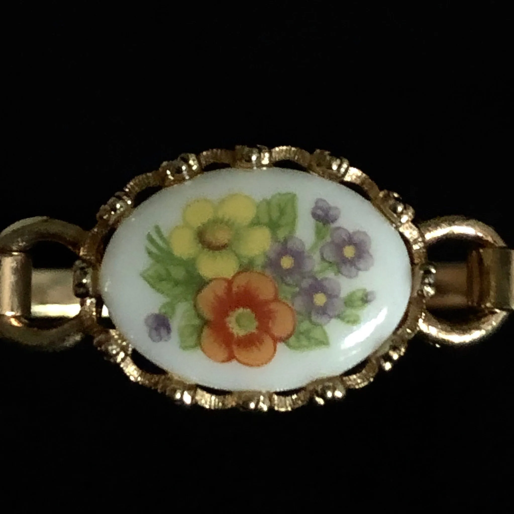 1975 Avon French Flowers Bracelet