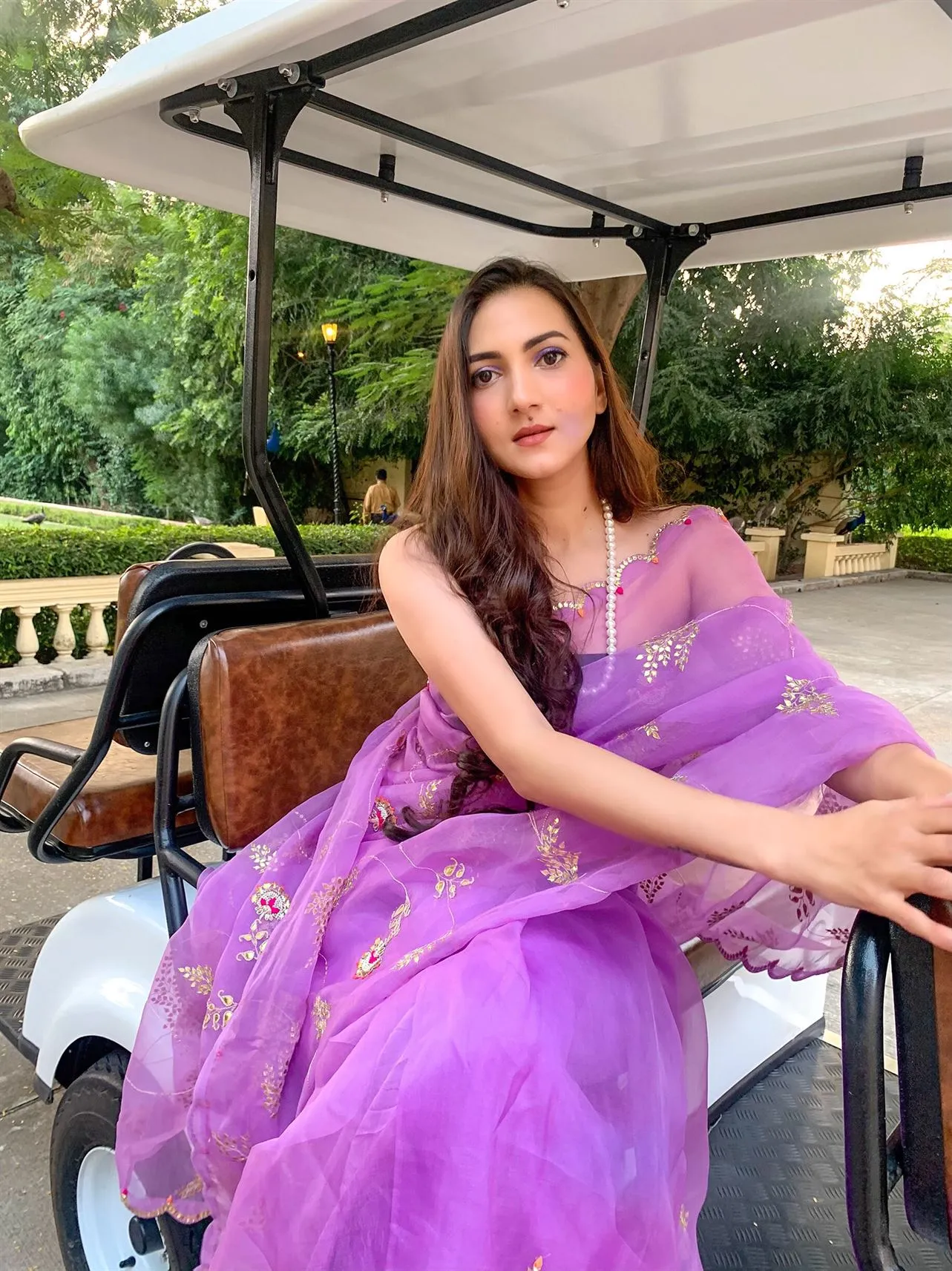 Aarti Sethia Studio    I   Purple Hand Embroidered Gota Patti Jaal Saree Set