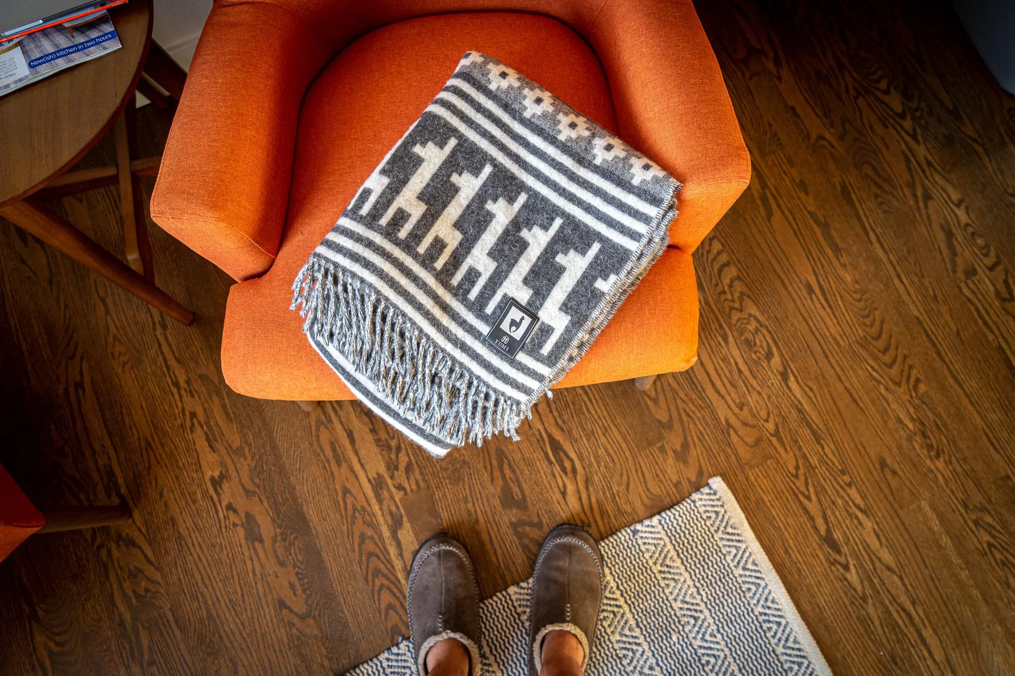 Alpaca Wool Throw Blanket - Alpaca Design (Grey)