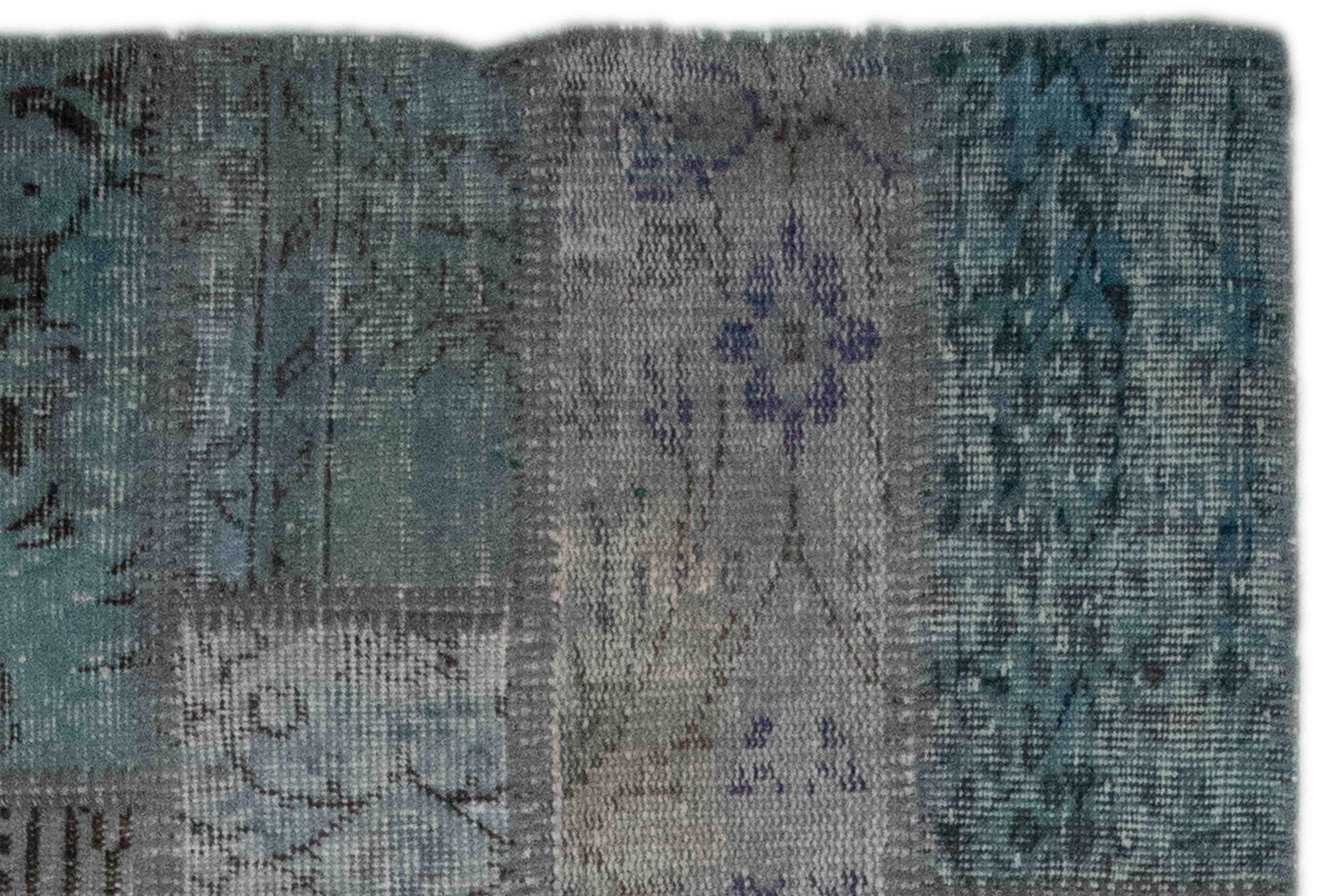 Balya <br> (2'7" x 9'10")