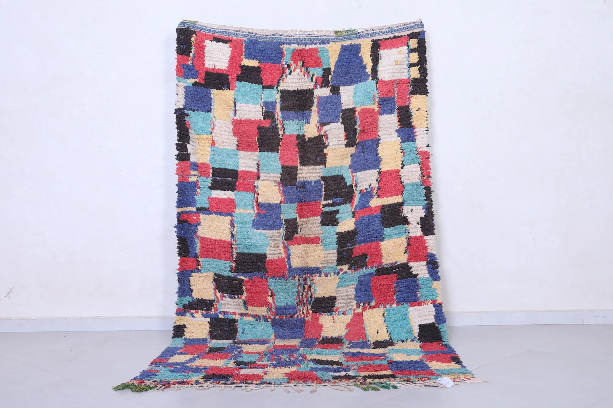 Bohemian Checkered Rug - 4.5 x 8.2 Feet
