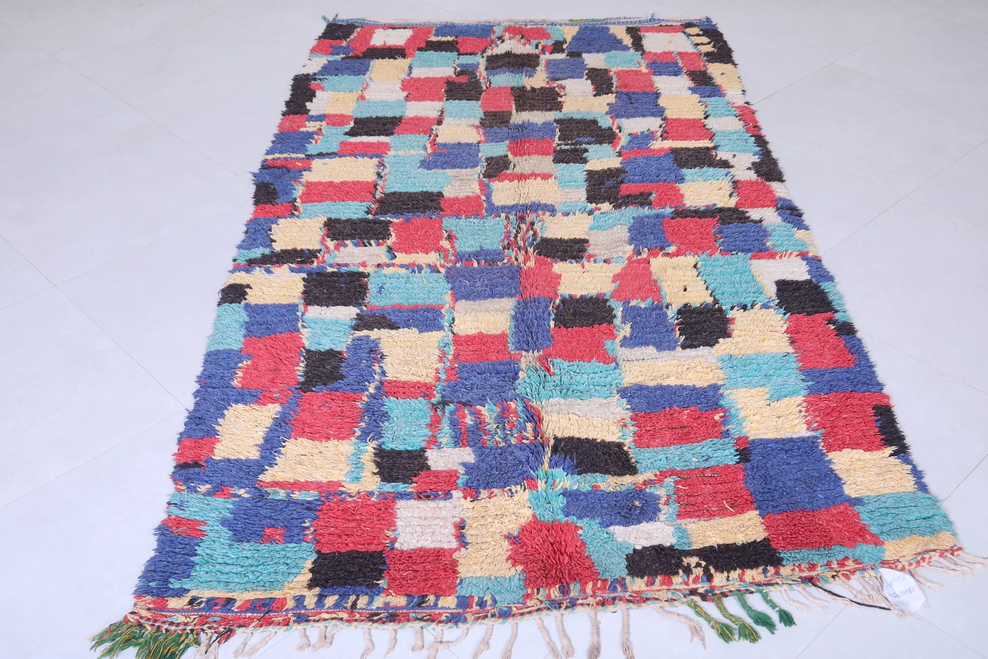 Bohemian Checkered Rug - 4.5 x 8.2 Feet