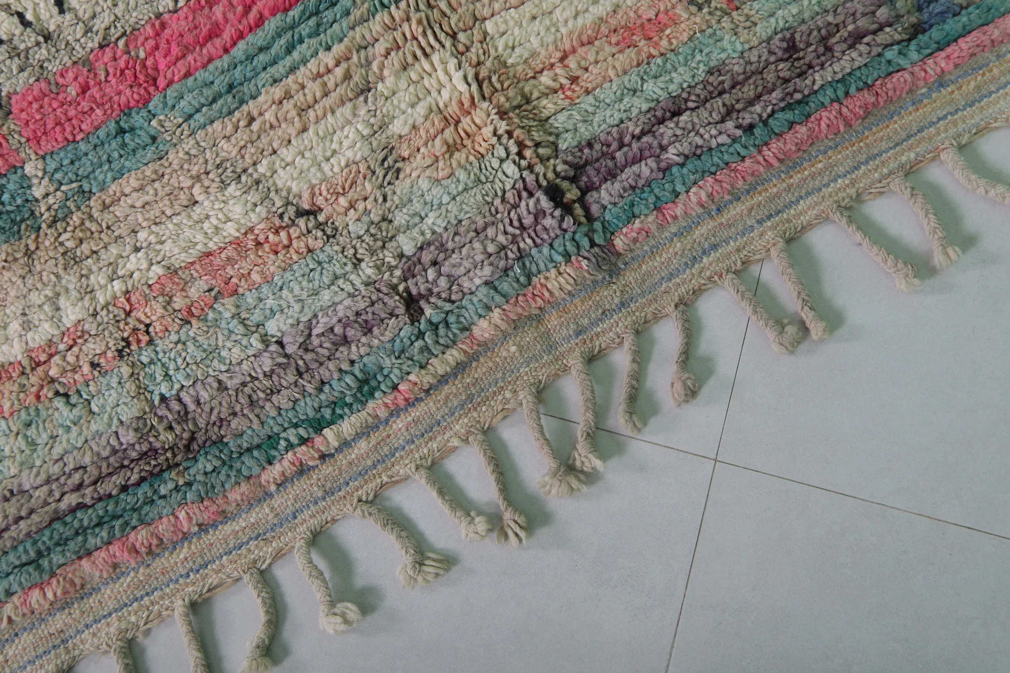 Colorful moroccan contemporary rug 4.9 FT X 8.4 FT