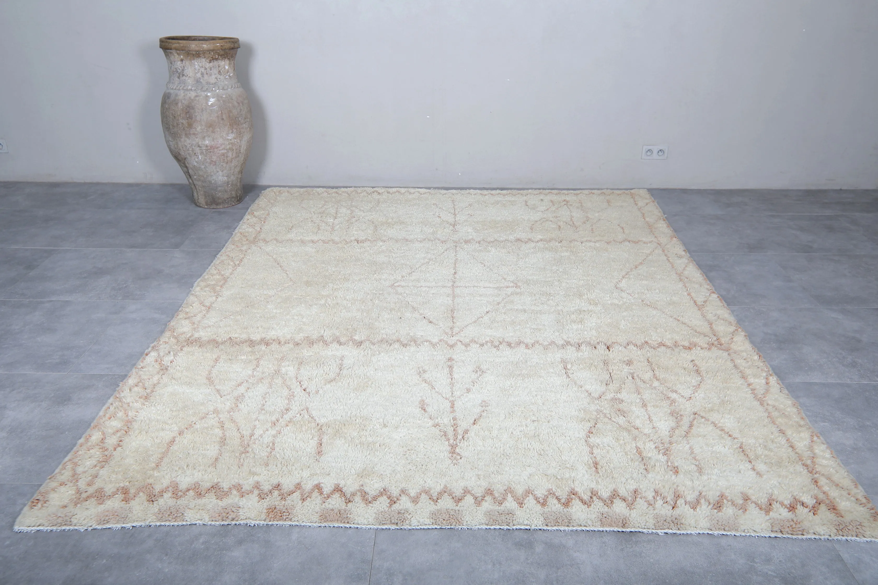Cream Beni Ourain Moroccan Rug - 7.7 x 9.6 Feet | Handwoven Wool Rug