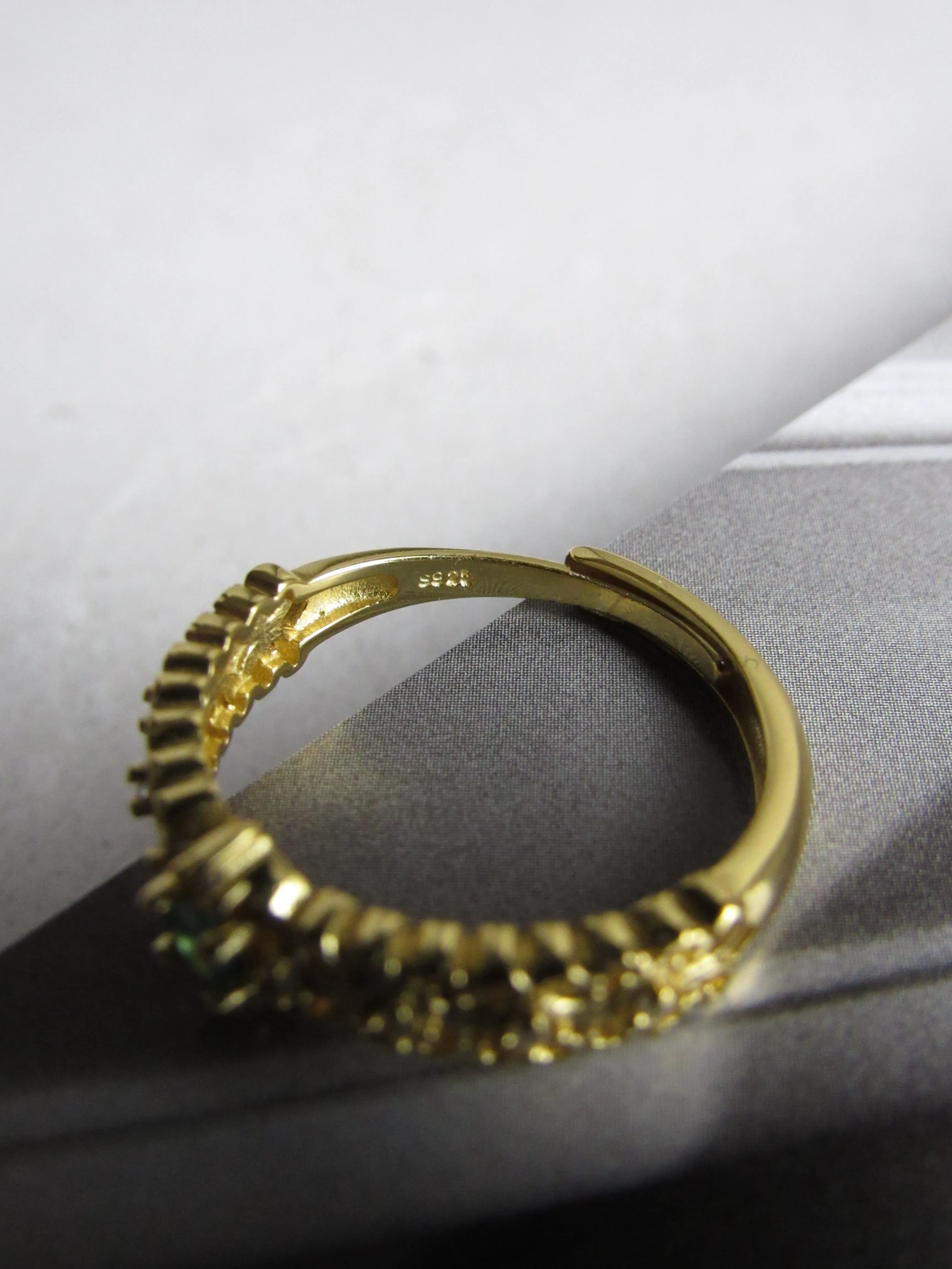 Dainty Emerald 14k Gold Lace Ring