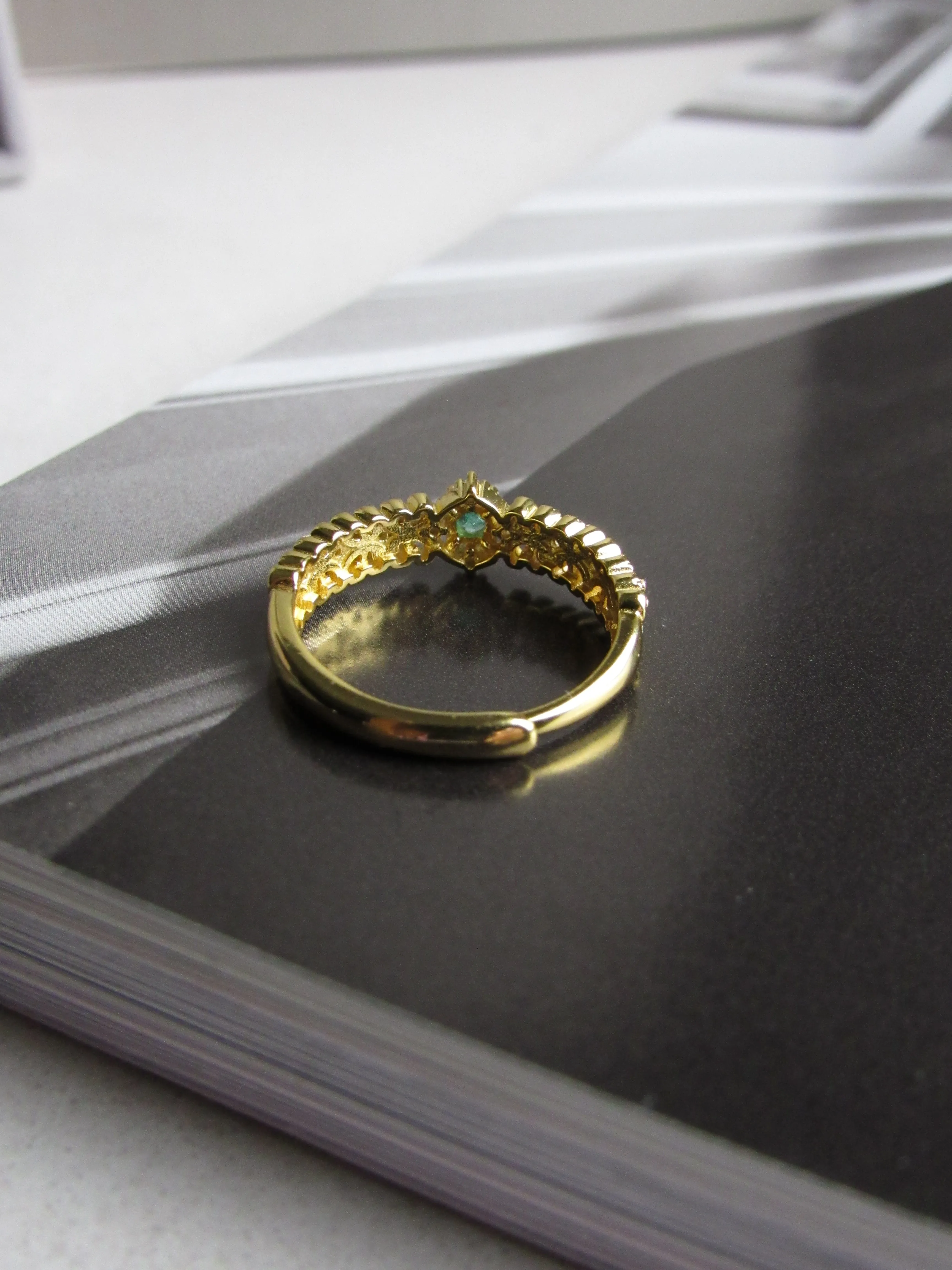 Dainty Emerald 14k Gold Lace Ring