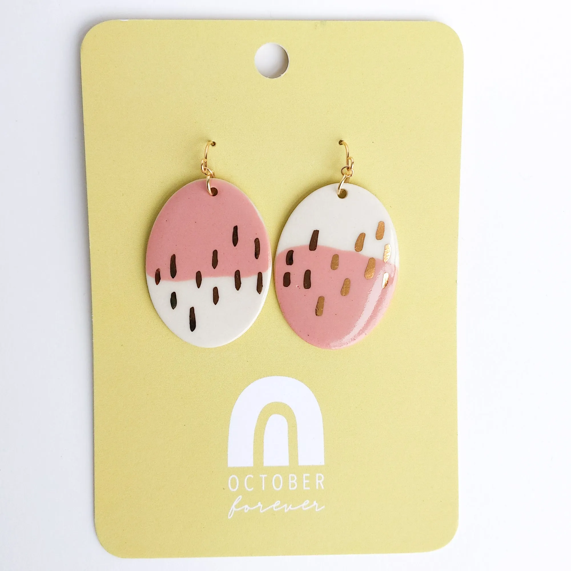 Field Dangles (Oval)