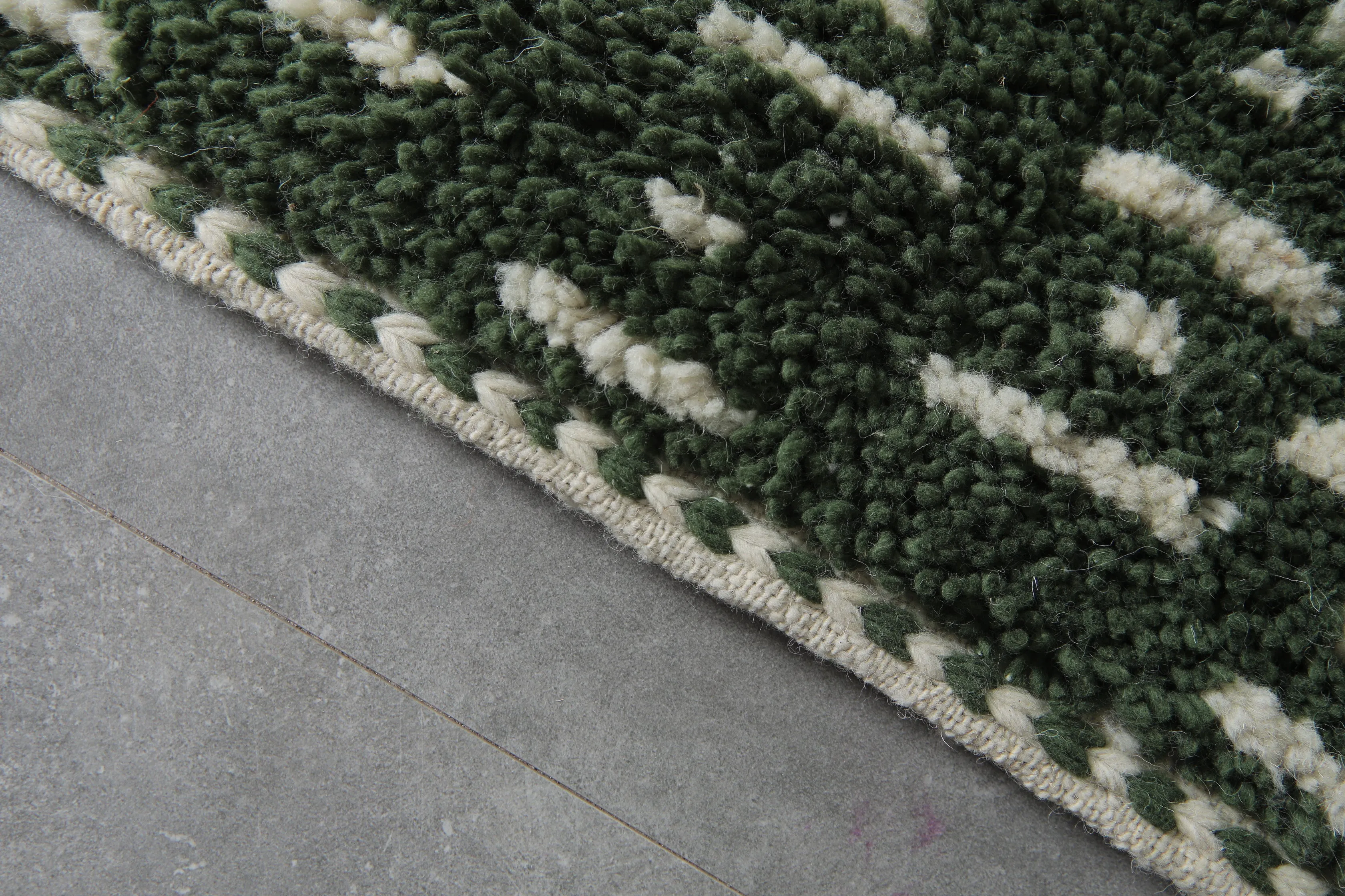Handwoven Moroccan rug - Custom rug - Wool rug