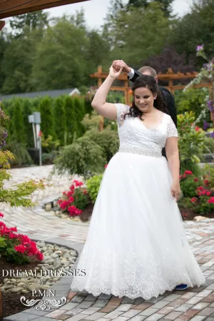 Keyhole Back A-line Wedding Dress (#SS16300)