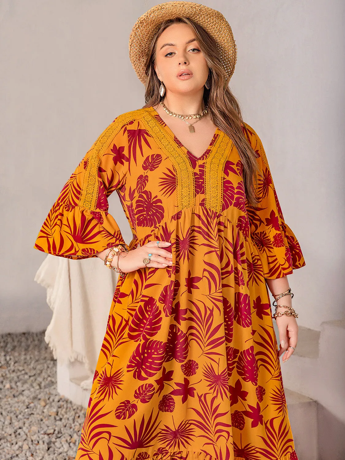 Lace Detail Printed V-Neck Maxi Dress