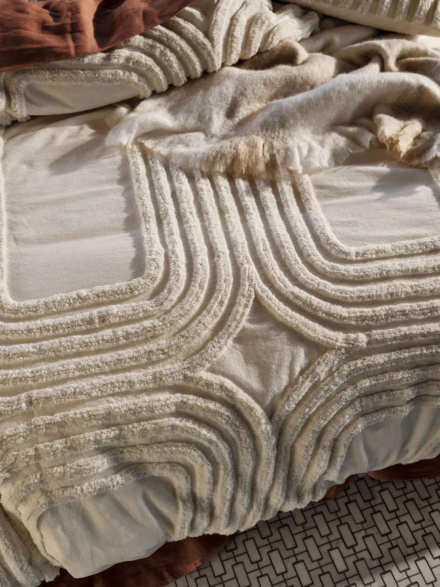 LINEN HOUSE FARRAH VANILLA QUILT COVER SET