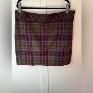 LL Bean Women’s Wool Blend Plaid Skirt‎ Size 20 Petite
