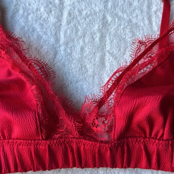 Love Stories Lace Satin Bralette