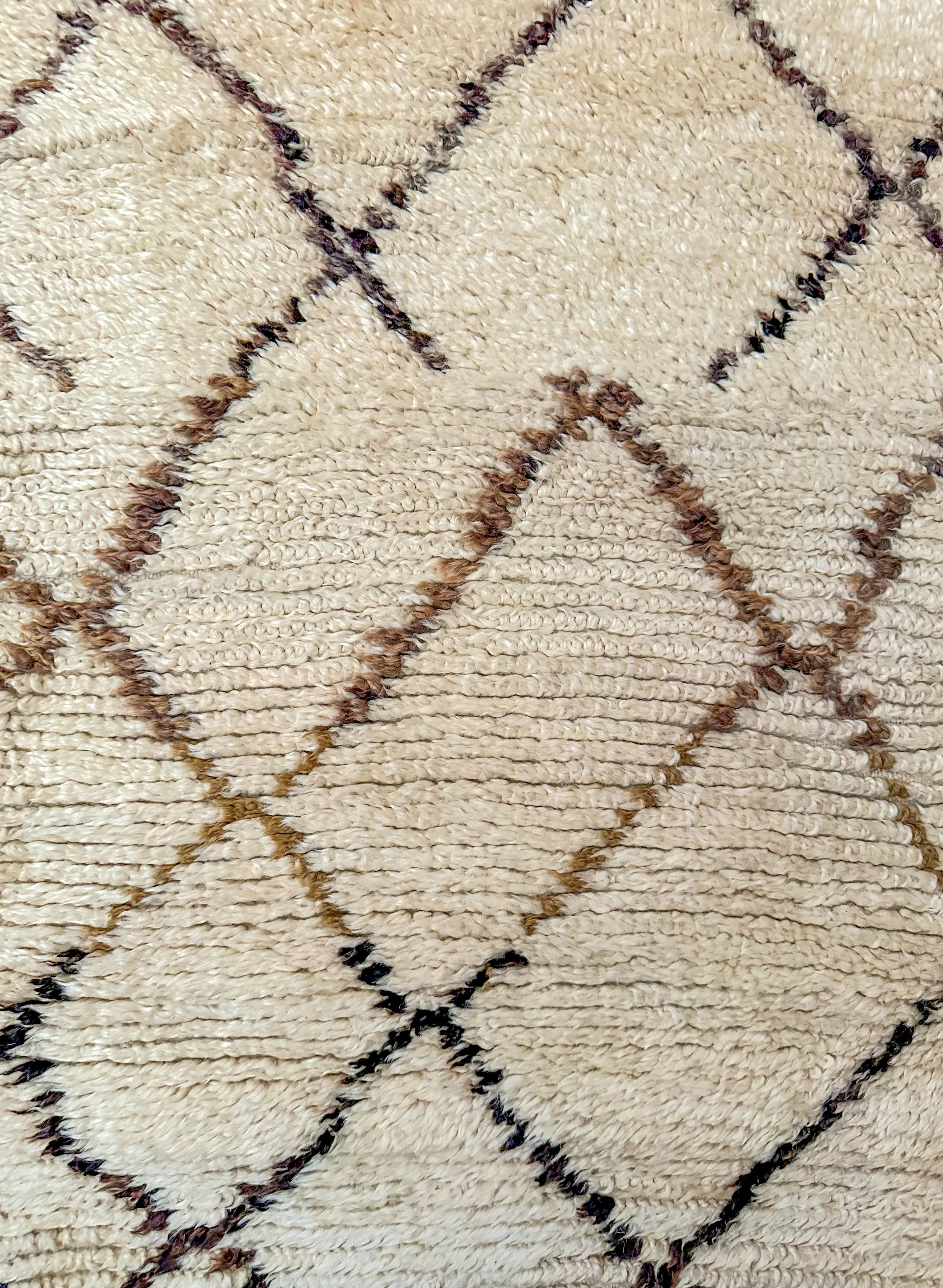 Marmoucha's Abstract Trellis Vintage Knot