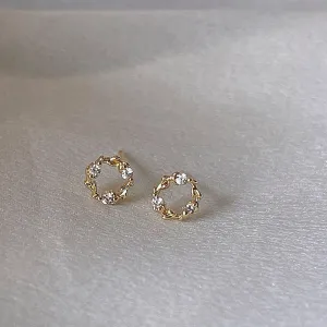 Mini Wreath Stud Earrings