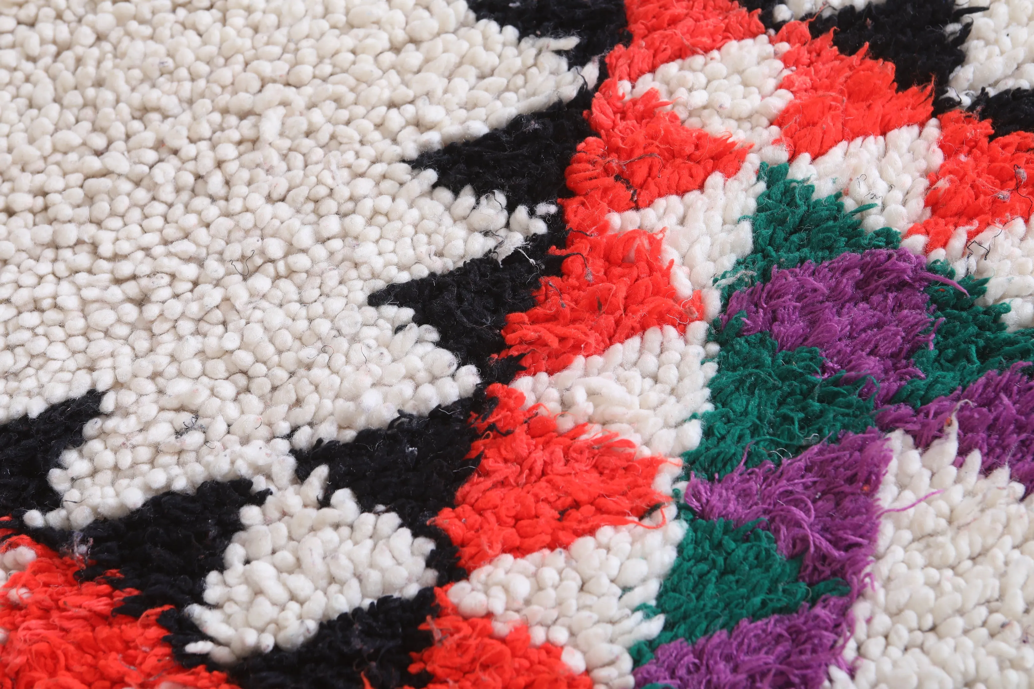 Moroccan Berber Rug - Bold Geometric Design 3.3ft x 8.2ft