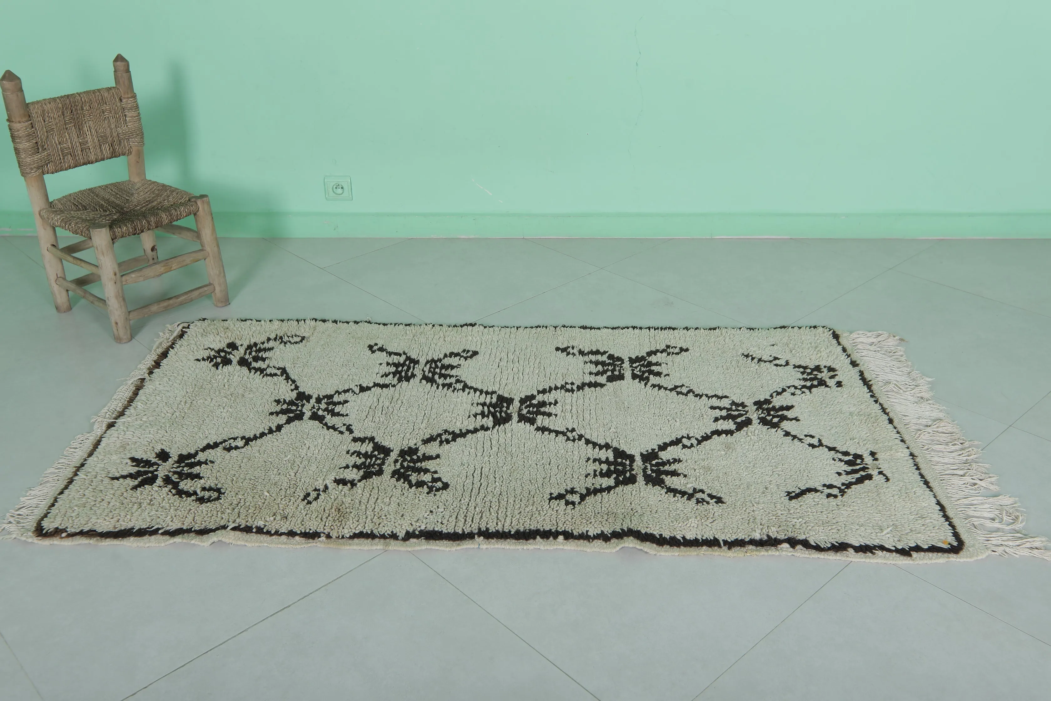 Moroccan Rug - Classic Crown Motif 2.7ft x 5.8ft | Handwoven