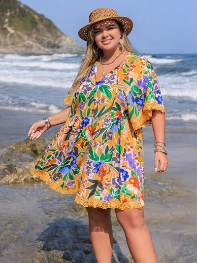 Plus Size Lace Detail Printed Dress