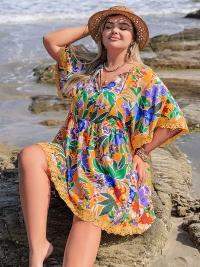 Plus Size Lace Detail Printed Dress