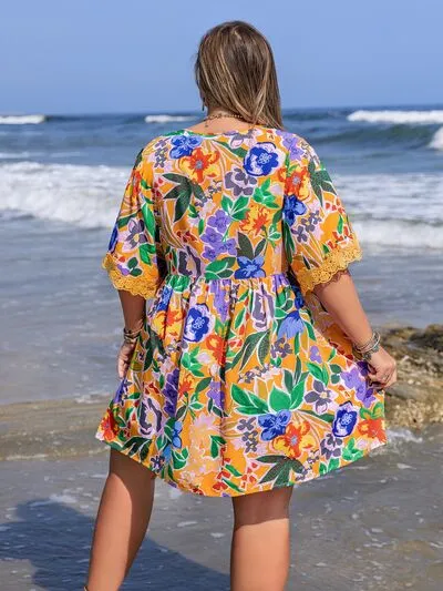 Plus Size Lace Detail Printed Dress