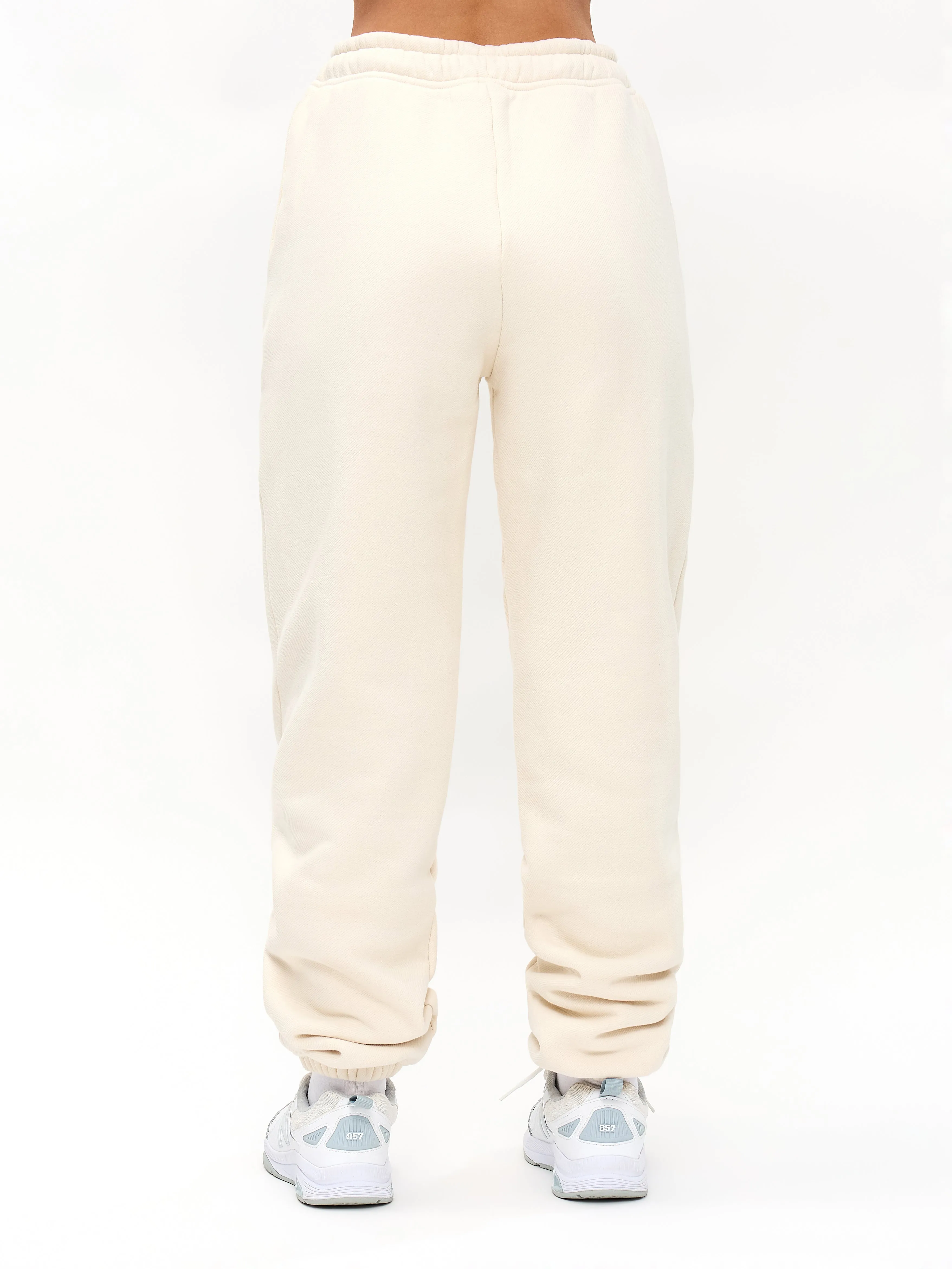 Plush Fleece Jogger - Oat Milk