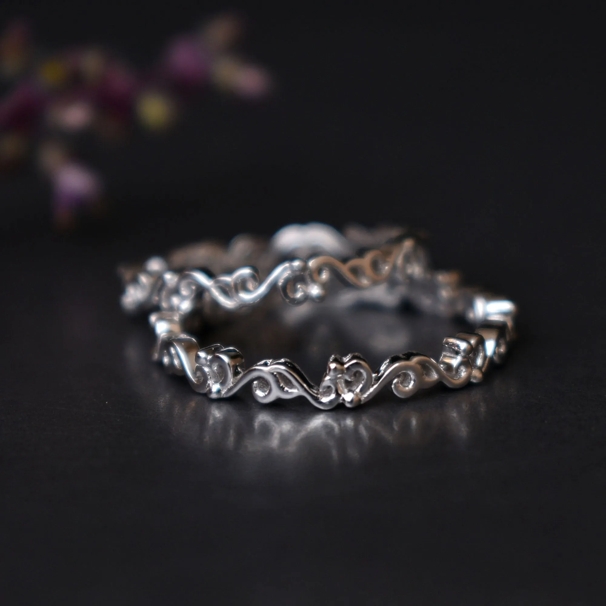 Solid Gold Ivy Vine Floral Dainty Wedding Ring