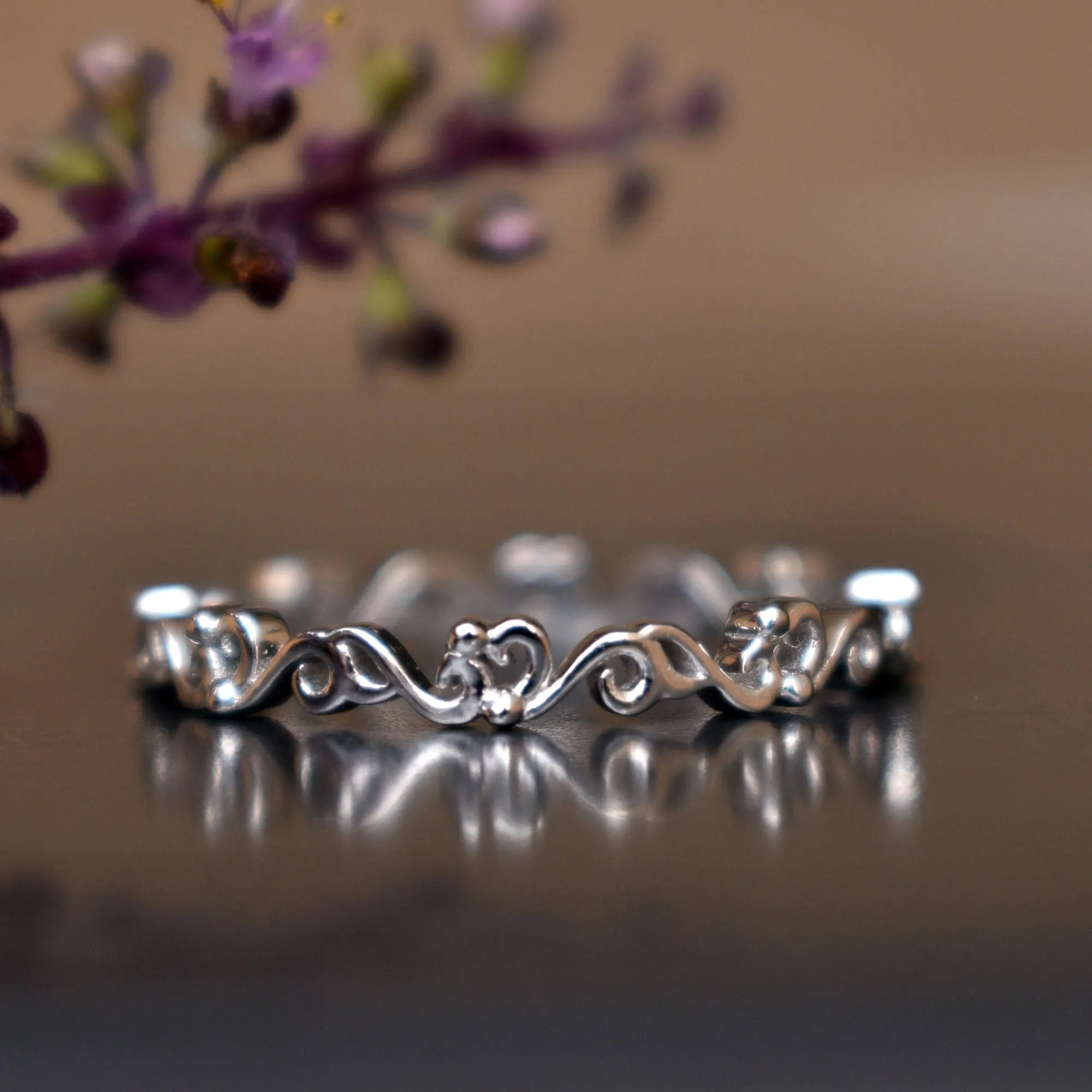 Solid Gold Ivy Vine Floral Dainty Wedding Ring
