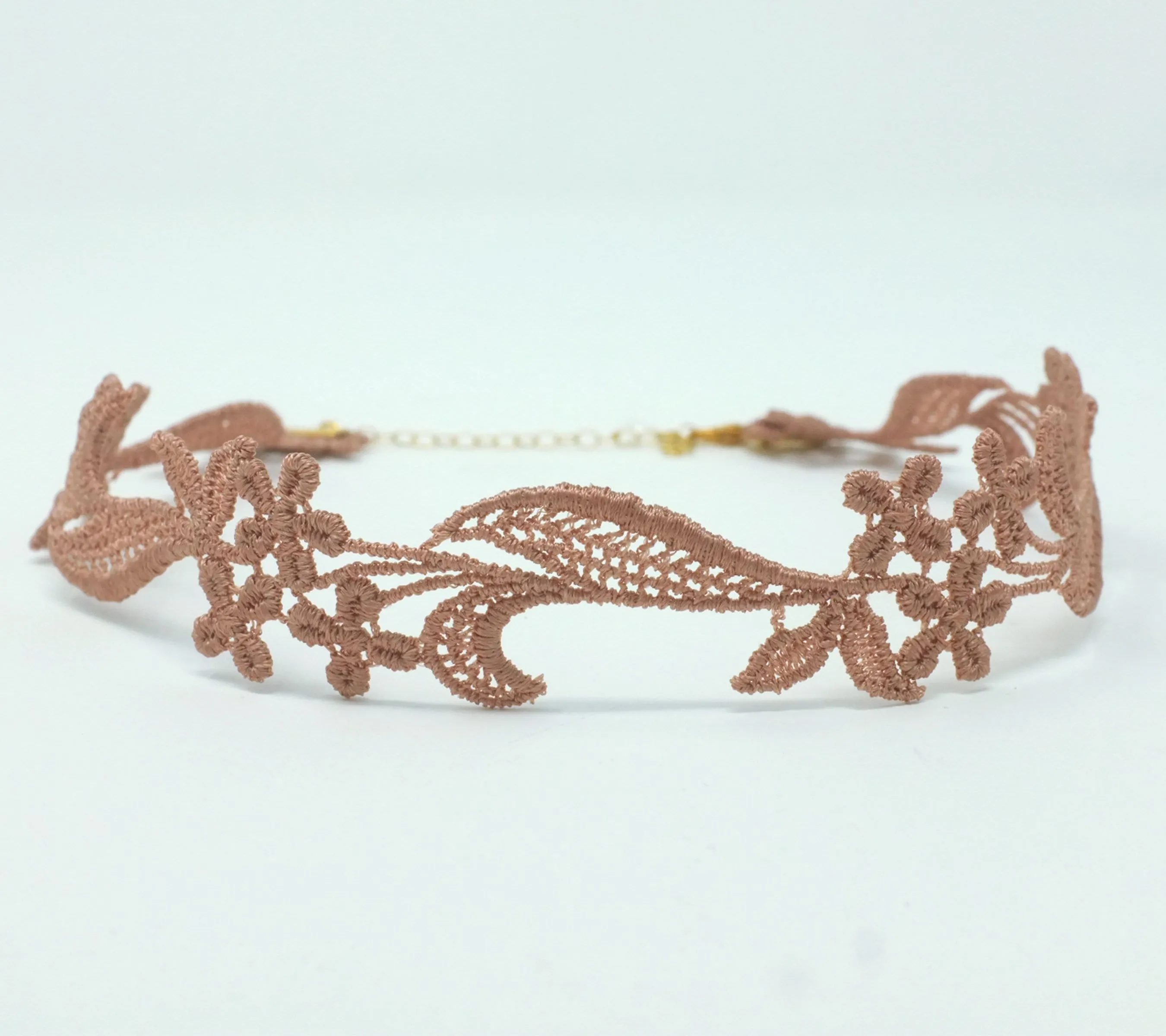 Sophia Beige Lace Floral Choker