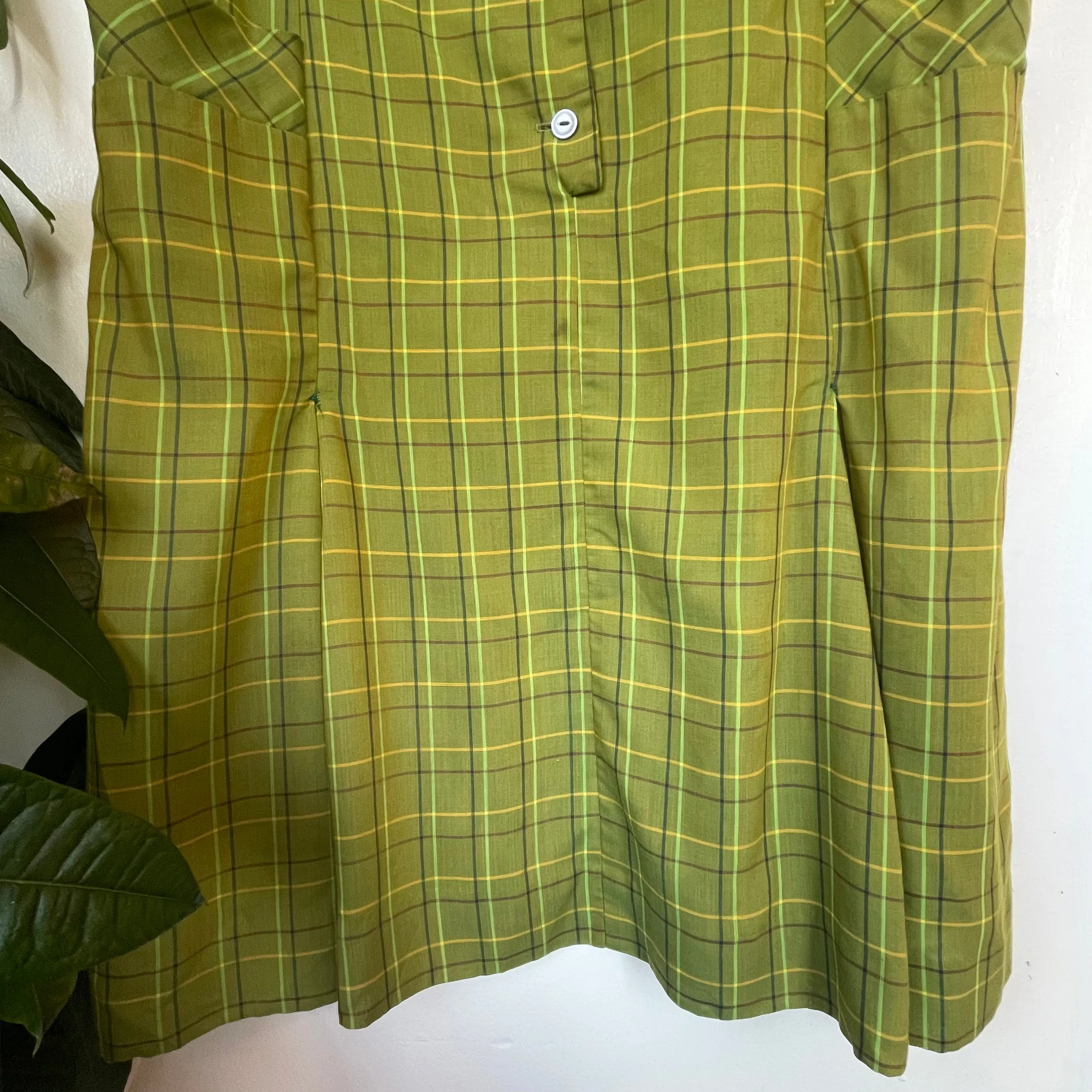 Vintage 1960s Shaker Square Plaid House Dress // Size XL (HT2353)