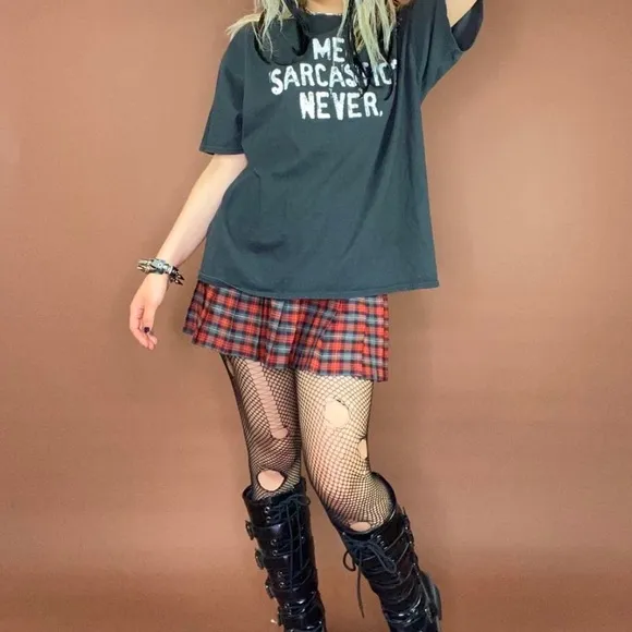 Vintage 90s Plaid Skirt 🕷️ Grunge Schoolgirl Emo Punk Pleated Mini Red Black