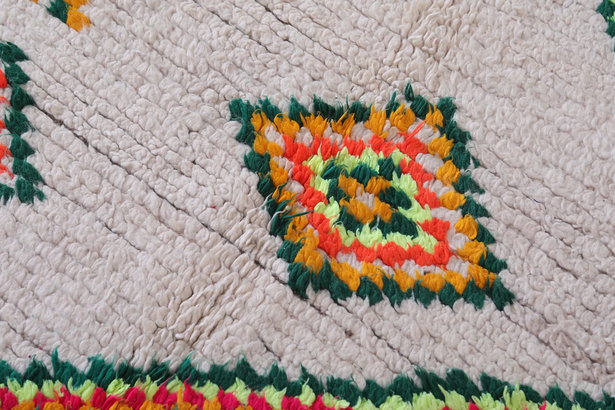Vintage Moroccan Azilal Rug - Handwoven 4.6 X 8.6 Feet