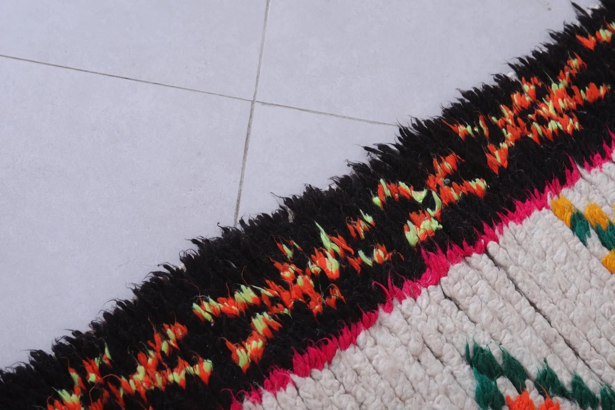 Vintage Moroccan Azilal Rug - Handwoven 4.6 X 8.6 Feet