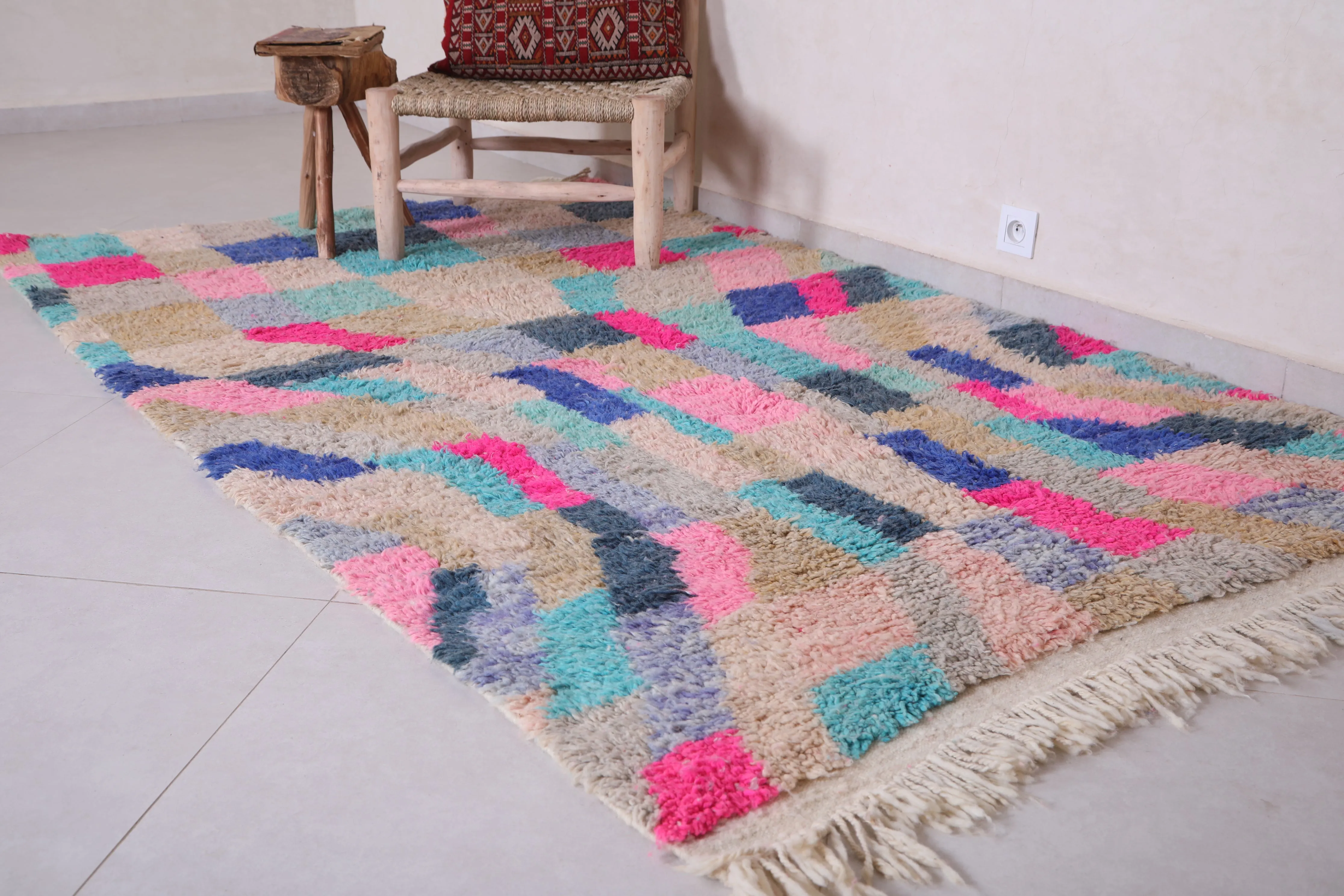 Vintage Moroccan Contemporary Rug - Handmade Wool | 4.8 x 8.2 FT