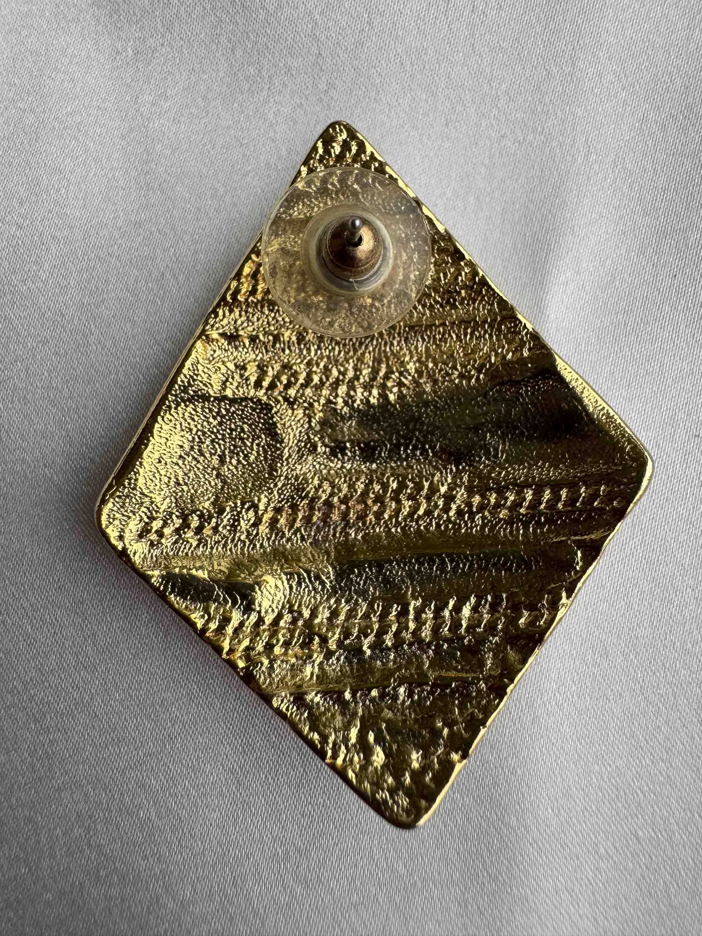 Vintage Textured Gold Statement Earrings – Bold Geometric Design